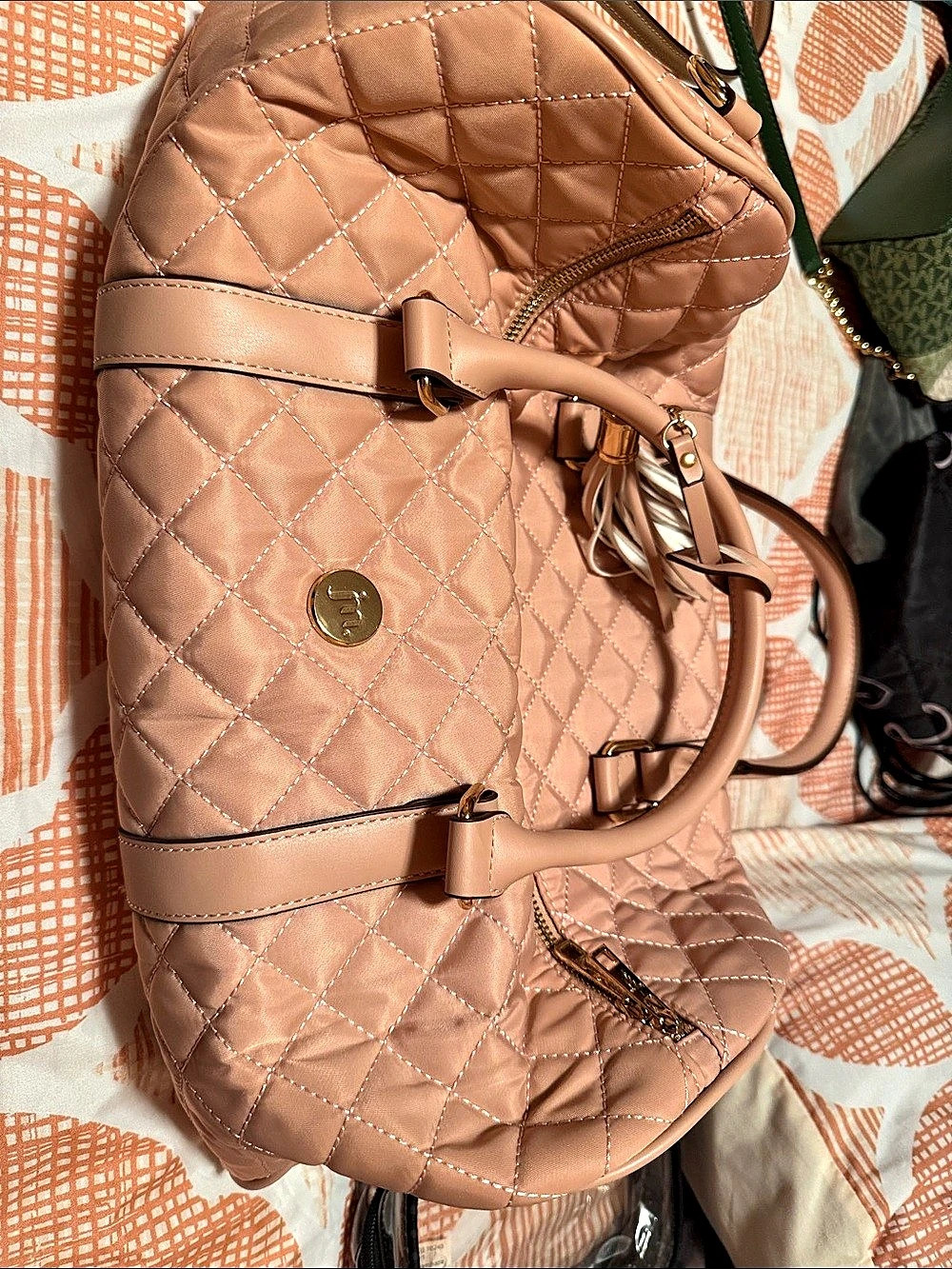Quilted Jessica Moore tote/duffle bag in Pink outlined in Gold. Never used, bra